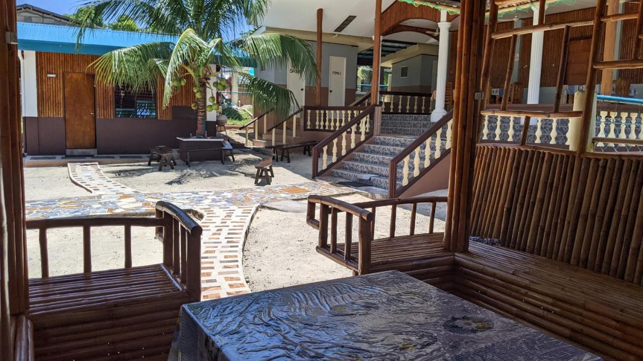Maya Guest House - Sipaway Island San Carlos  Eksteriør bilde
