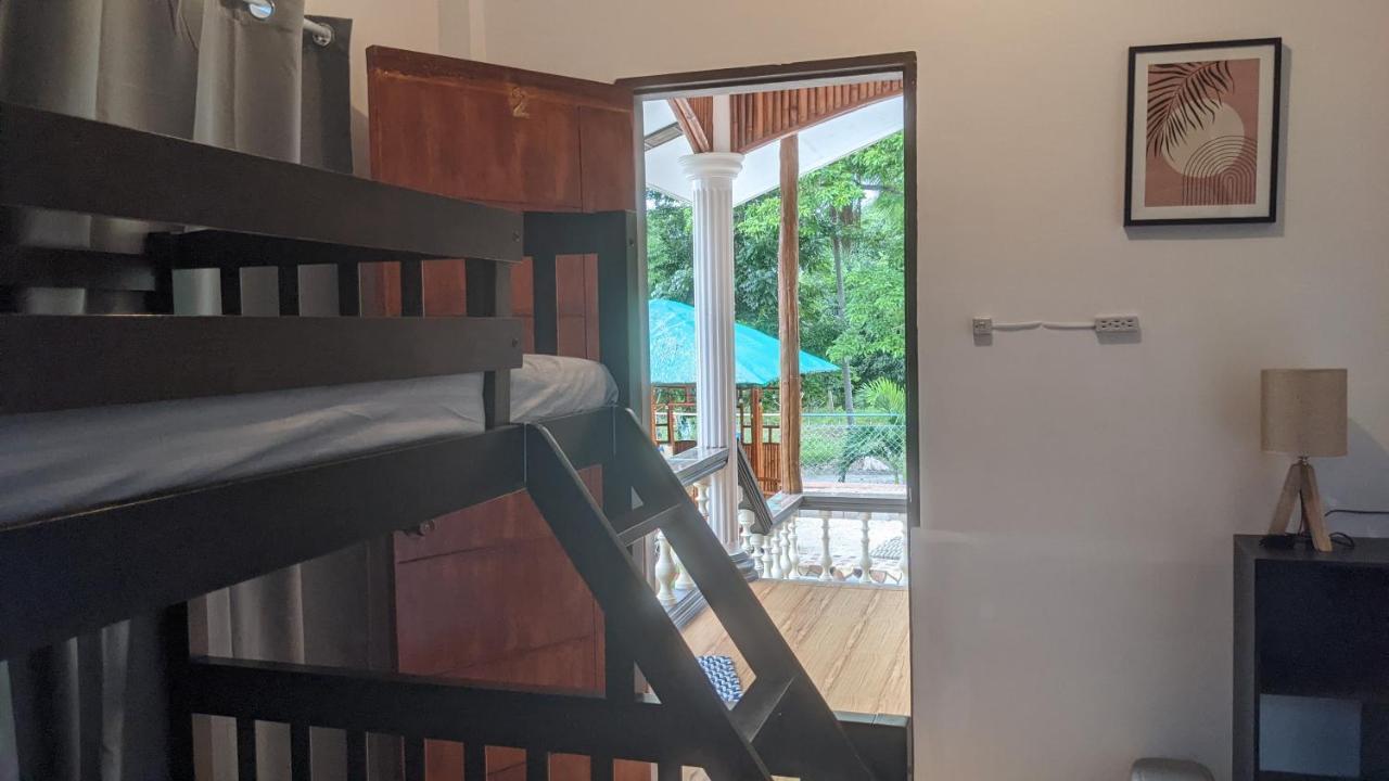 Maya Guest House - Sipaway Island San Carlos  Eksteriør bilde